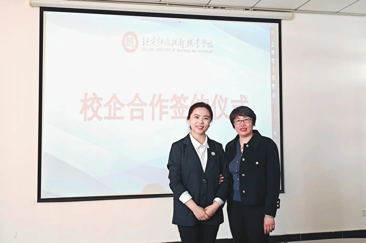 f4d79ffa233d90c10d8f6f35d43980e8.jpg f4d79ffa233d90c10d8f6f35d43980e8.jpg