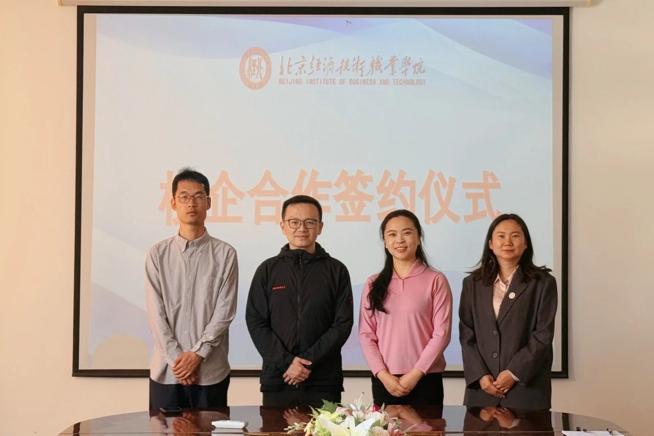 5c3ca849334fcbd028bc8a3f7ad565a8.jpg 5c3ca849334fcbd028bc8a3f7ad565a8.jpg